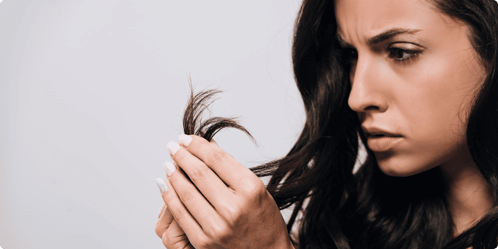 Les raisons pour lesquelles votre lisseur abîme vos cheveux